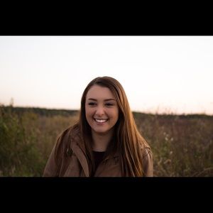 Meet your Posher, Kaitlyn